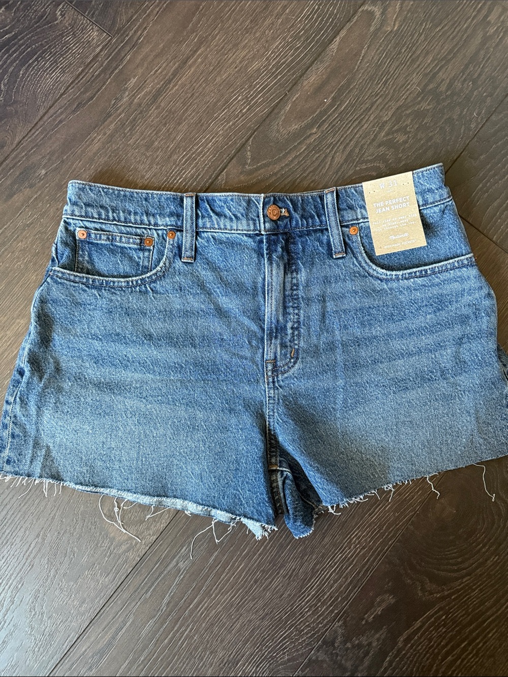 Madewell Perfect Vintage Short in Dewberry Wash